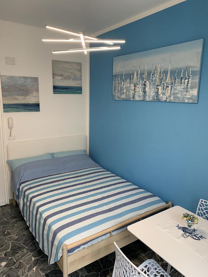 Indipendent Blue Lejlighed Ferrara Eksteriør billede